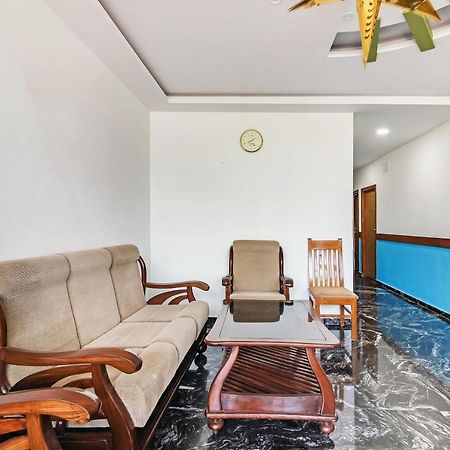 Oyo 28303 Yesh Comforts Hotel Мадикери Екстериор снимка