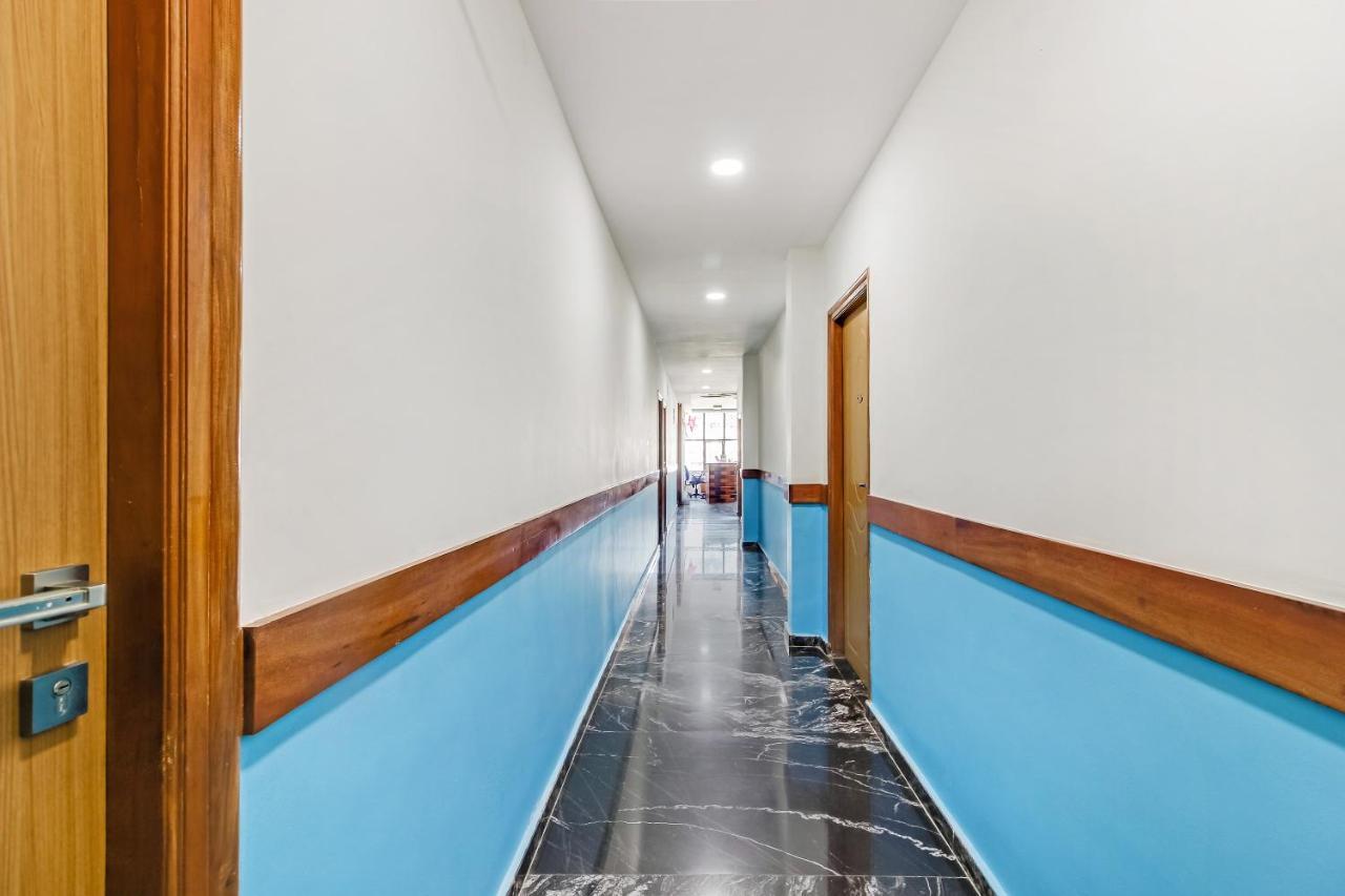 Oyo 28303 Yesh Comforts Hotel Мадикери Екстериор снимка